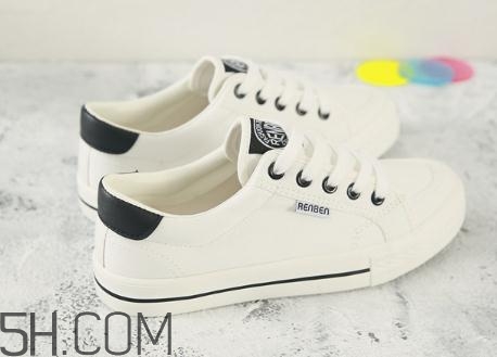 板鞋要買大一碼嗎？板鞋會越穿越大嗎？