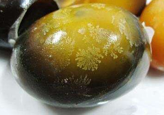 松花蛋為什么有松花？松花蛋是降火的嗎