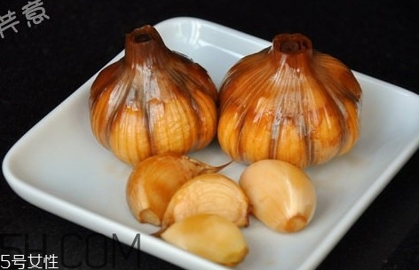 腌糖蒜發(fā)綠是怎么回事？老蒜能腌糖蒜嗎