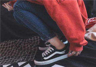 板鞋可以用來跑步嗎？板鞋可以打籃球嗎？