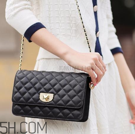 羊皮包包磨損怎么辦？羊皮包包染色了怎么辦？