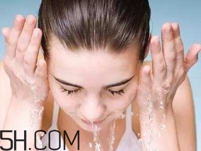 為什么會(huì)長紅血絲？怎么通過健康的食療去除紅血絲？