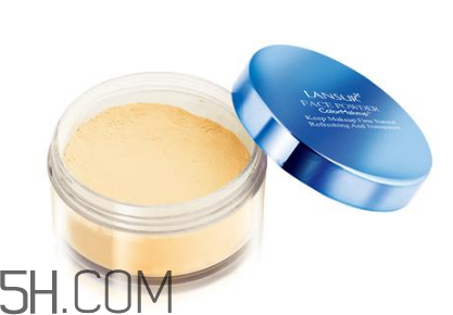 夏天怎么補(bǔ)涂定妝粉？定妝粉定妝的使用方法