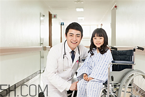 抑郁癥能上班嗎？抑郁癥對(duì)工作的影響？