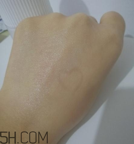 春紀素顏乳怎么用？春紀素顏乳使用方法