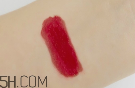 mac草莓紅適合黃皮嗎？mac草莓紅好看嗎？