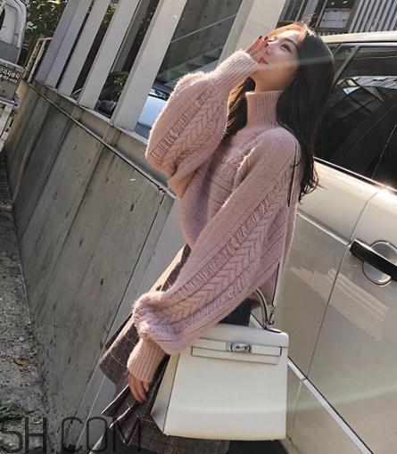 腈綸毛衣扎人嗎？腈綸毛衣能貼身穿嗎？