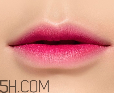 mac草莓紅多少錢？mac草莓紅cockney專柜價格