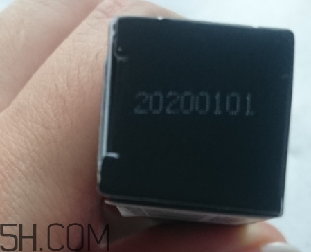 mac草莓紅多少錢？mac草莓紅cockney專柜價格