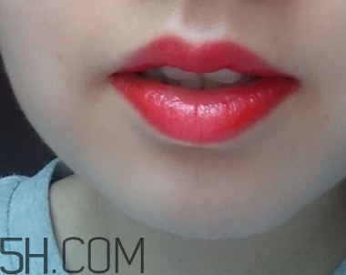 mac草莓紅多少錢？mac草莓紅cockney專柜價格