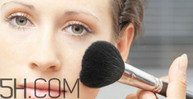 紀梵希四宮格散粉使用方法 紀梵希散粉真假對比圖 紀梵希四宮格散粉使用方法 紀梵希散粉真假對比圖