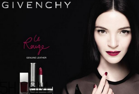 紀梵希是哪個國家的品牌？紀梵希四宮格散粉使用測評