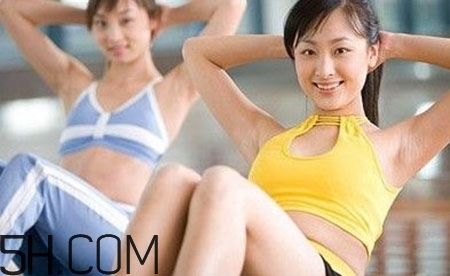 腰椎不舒服怎么辦？怎么預(yù)防腰椎間盤突出？