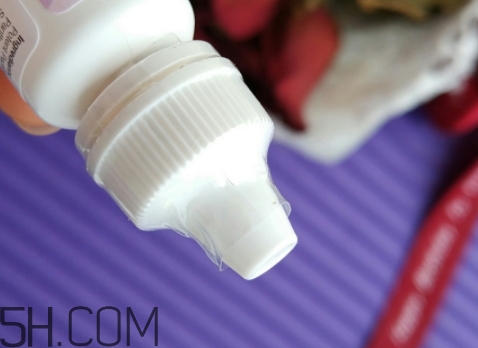 gemsho睫毛增長(zhǎng)液成分 gemsho睫毛增長(zhǎng)液有激素嗎？