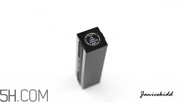 紀梵希禁忌之吻哪個顏色好看？紀梵希熱門口紅色號試色推薦