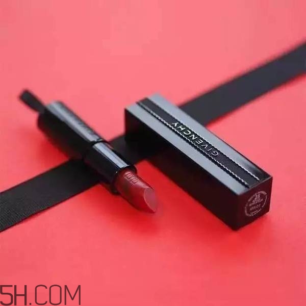 紀梵希新版禁忌之吻有哪些色號？紀梵希禁忌之吻霓虹唇膏試色