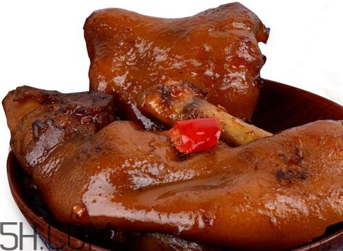 一個(gè)豬蹄多少克 一個(gè)豬蹄多少斤 一個(gè)豬蹄多少克 一個(gè)豬蹄多少斤