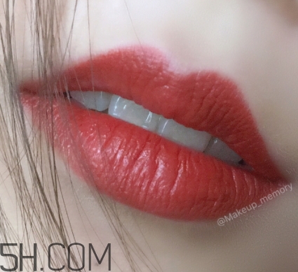 mac小辣椒適合黃皮嗎？mac小辣椒口紅顯白嗎？