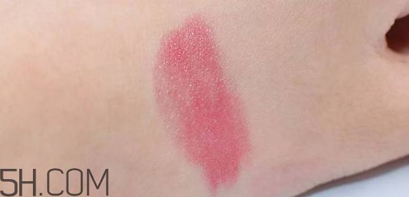 紀梵希禁忌之吻哪個顏色好看？紀梵希熱門口紅色號試色推薦