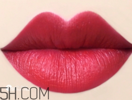 胭脂紅口紅適合什么人？胭脂紅口適合年齡