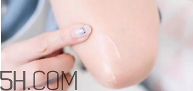 秋冬潤唇膏推薦 平價(jià)潤唇膏哪個(gè)牌子好