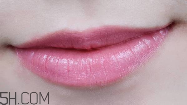 紀梵希禁忌之吻哪個顏色好看？紀梵希熱門口紅色號試色推薦