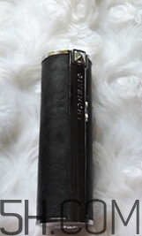 紀(jì)梵希小羊皮304是什么顏色？紀(jì)梵希小羊皮滋潤(rùn)嗎？