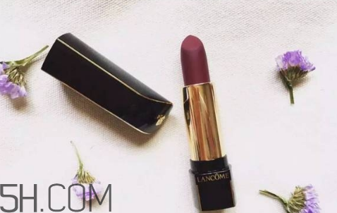 香奈兒絲絨口紅43適合黃皮嗎？香奈兒口紅哪個色最火？