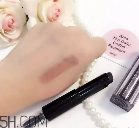 紀梵希禁忌之吻16號是什么顏色？紀梵希哪個色號適合黃皮？