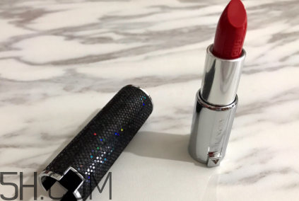 紀(jì)梵?？诩t315適合什么人？紀(jì)梵希粗管328適合黃皮嗎？