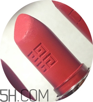 紀(jì)梵希小羊皮304是什么顏色？紀(jì)梵希小羊皮滋潤(rùn)嗎？