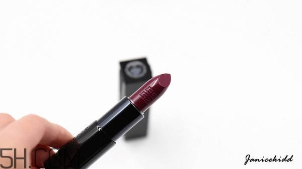 紀梵希禁忌之吻哪個顏色好看？紀梵希熱門口紅色號試色推薦