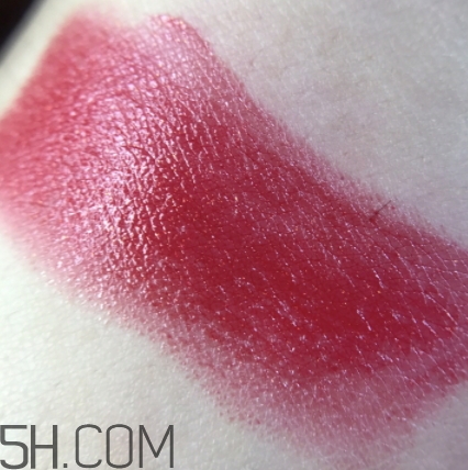 mac cockney適合黃皮嗎？mac cockney顯白嗎？