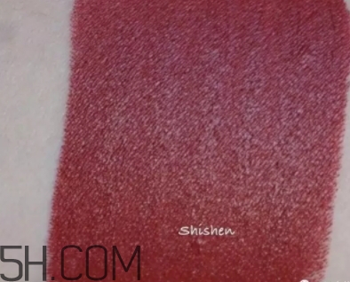 nars mona口紅顯白嗎？nars mona適合黃皮嗎？