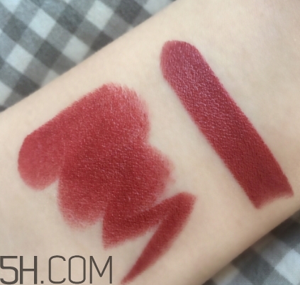 nars mona是啞光嗎？nars mona干不干？