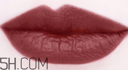 牛血紅口紅是什么顏色？牛血色口紅試色
