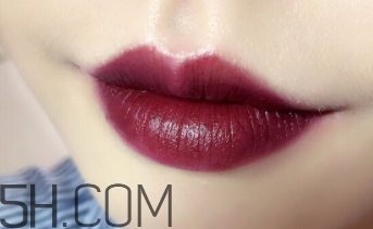 牛血色口紅適合黃皮嗎？牛血色口紅適合什么膚色？