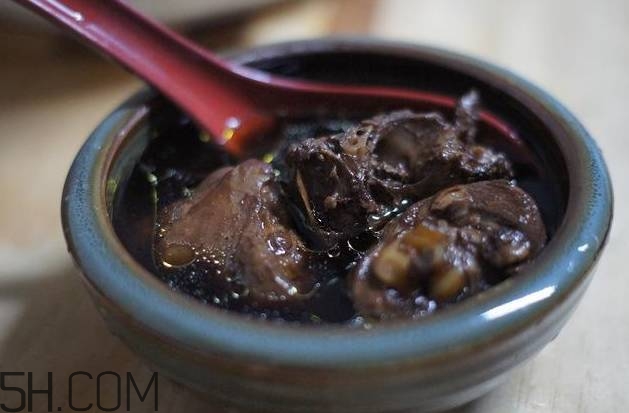 熟地黃是什么？熟地黃有什么功效？