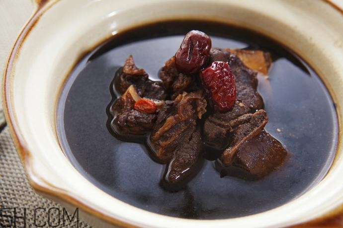 熟地黃與生地黃有什么區(qū)別？熟地黃有什么做法？