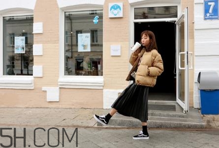 短款棉衣怎樣搭配？短款棉襖穿著搭配圖片