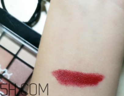 mac dubonnet多少錢？mac dubonnet牛血色口紅專柜價(jià)