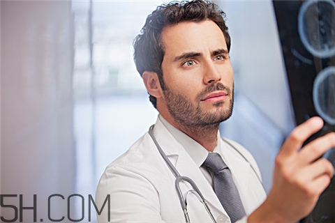 強迫癥會自己好嗎？強迫癥會變成精分嗎？