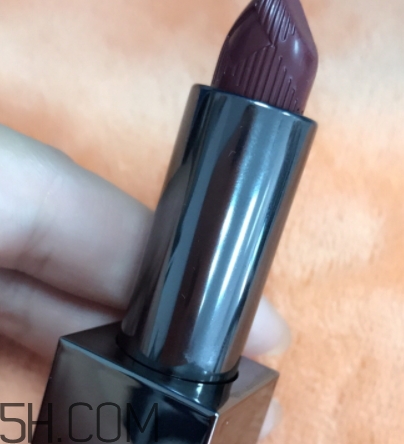 burberry口紅97和93哪個好看？burberry巴寶莉97和93對比