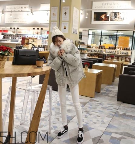 灰色棉服怎么搭配？灰色棉襖搭配圖片