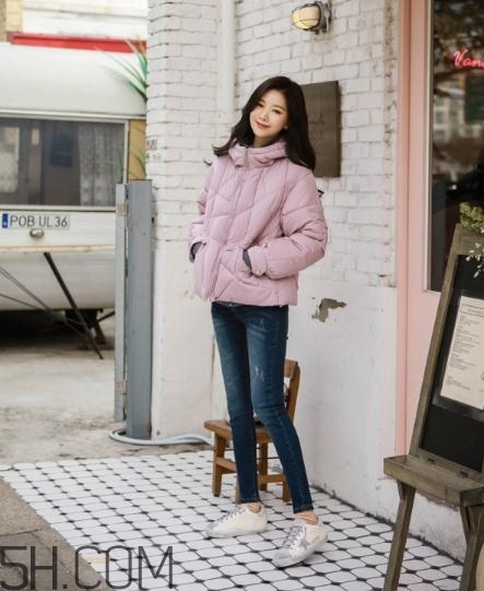 粉色棉服怎么搭配？粉色棉衣搭配圖片