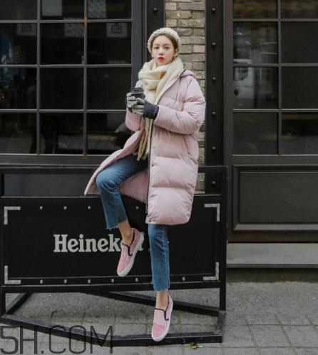 粉色棉服怎么搭配？粉色棉衣搭配圖片