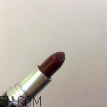 mac sin和diva買哪只？mac sin和diva試色對(duì)比