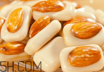 冬天容易長胖嗎？是冬天容易長胖還是夏天容易長胖？