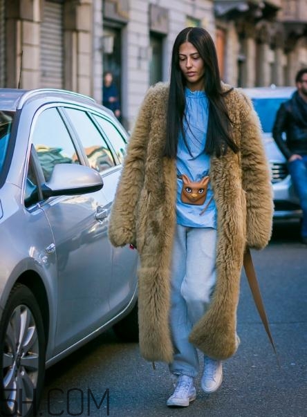 冬天運(yùn)動(dòng)褲配什么鞋子？冬天穿運(yùn)動(dòng)褲怎樣搭配鞋子？