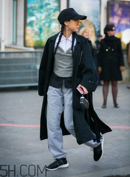 冬天運(yùn)動(dòng)褲配什么鞋子？冬天穿運(yùn)動(dòng)褲怎樣搭配鞋子？